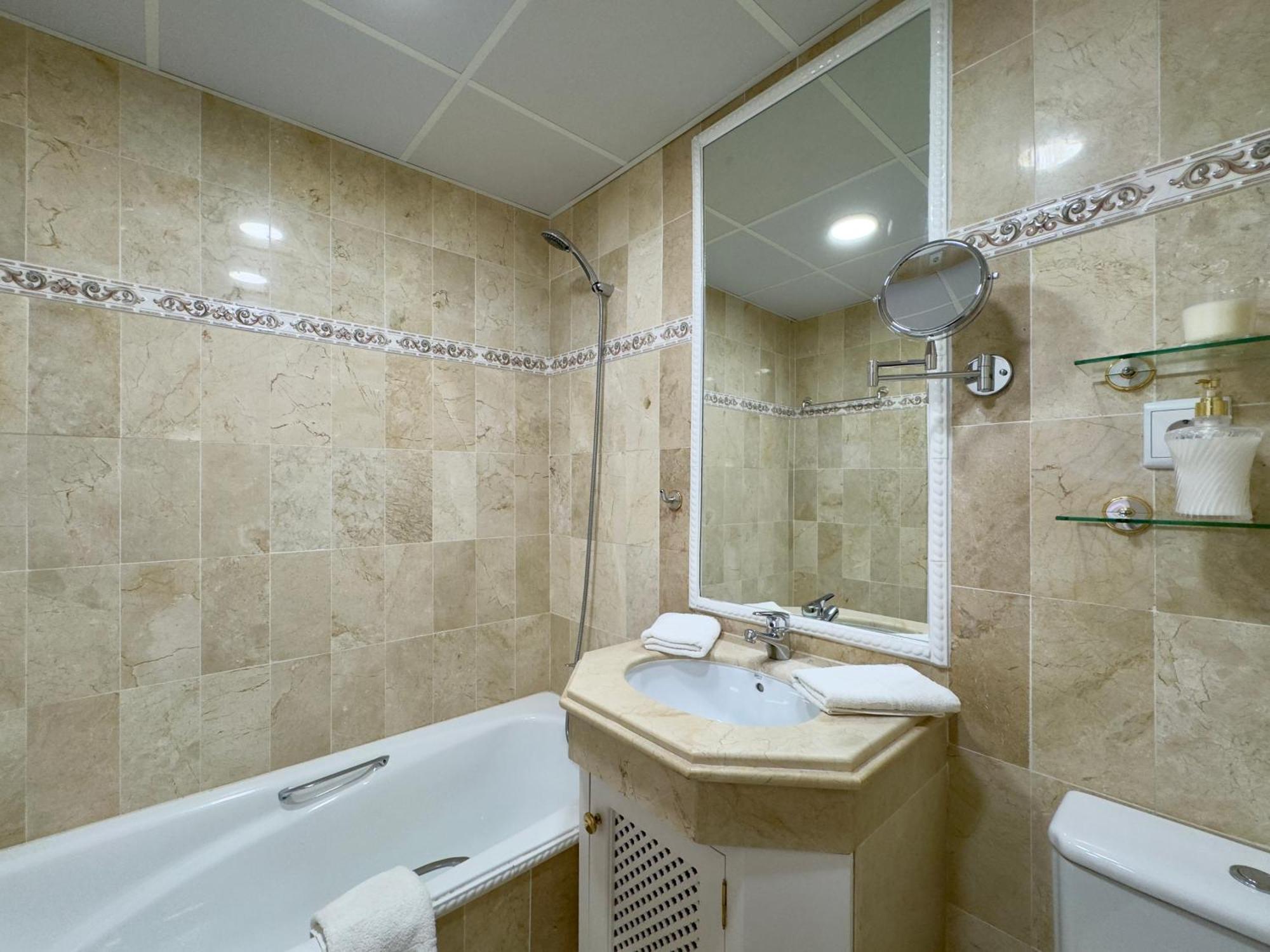 Alicate Apartament